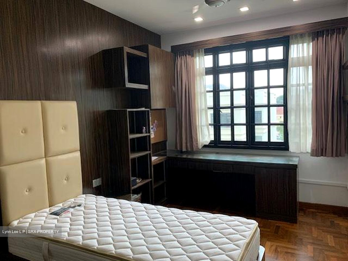 Park East (D15), Condominium #575702271